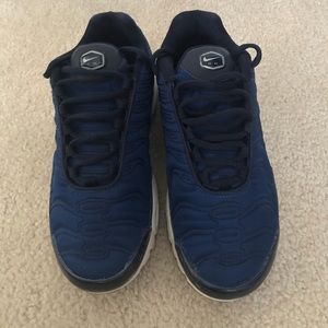 Navy blue nike air max tn